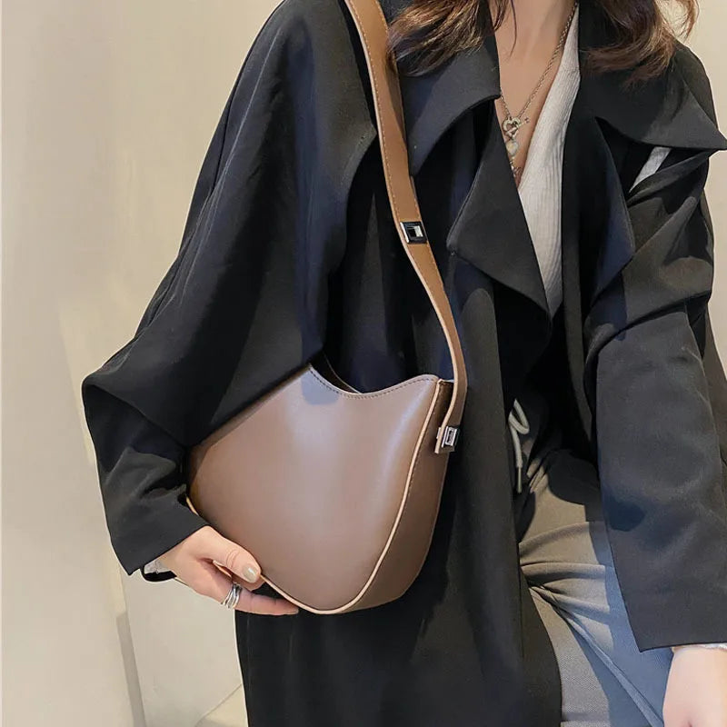 Sac à main Hobo cuir souple — La Désinvolture Élégante MYNELIA