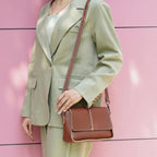 Sac bandoulière cuir véritable –Pochette Carrée Rabat Style Rétro MYNELIA