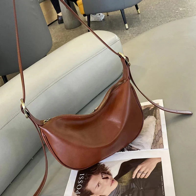 Hobo-Tasche aus pflanzlich gegerbtem, 100 % echtem Leder – Schultergurt