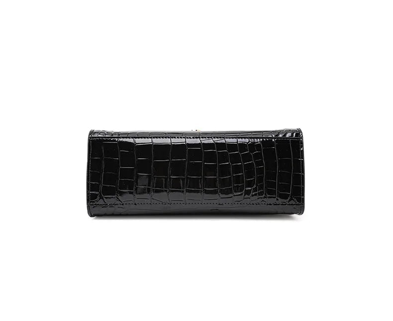 Sac à main en cuir verni effet crocodile – Poignée et bandoulière