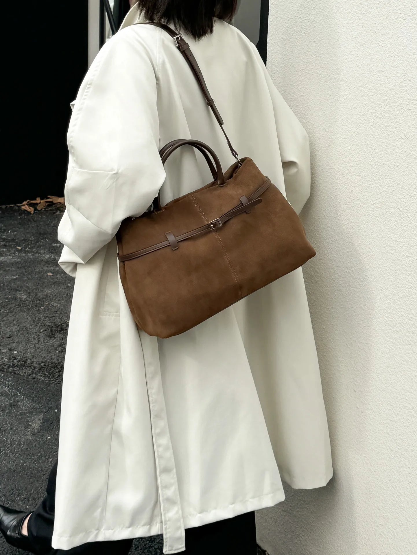 Sac cabas en cuir véritable – sSyle luxe, porté épaule ou main MYNELIA