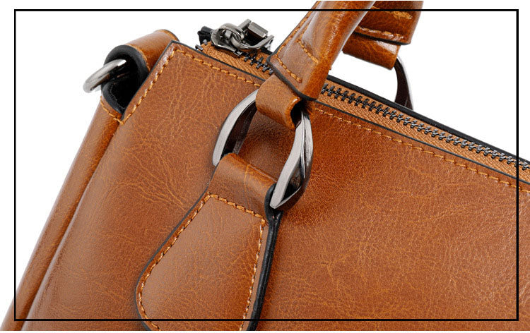 Sac à main en cuir ciré Oil Wax – Fermeture zip, Port multiple